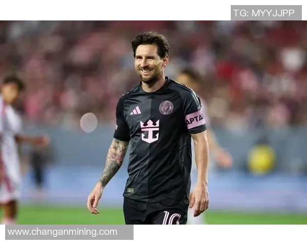 世界足球前九名球星排名揭晓 谁能称霸足坛引发热议