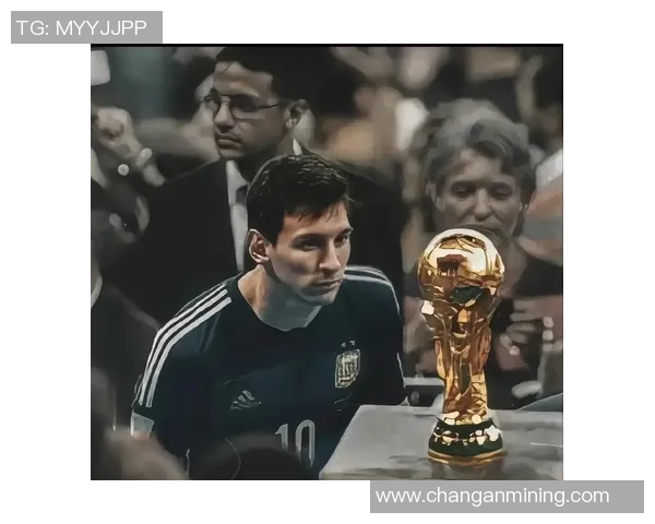 九宫格黑白足球传奇球星肖像合集 揭开他们不为人知的一面