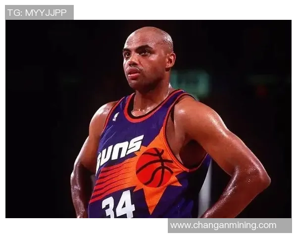 光头球星的传奇足坛之路与精神象征探析