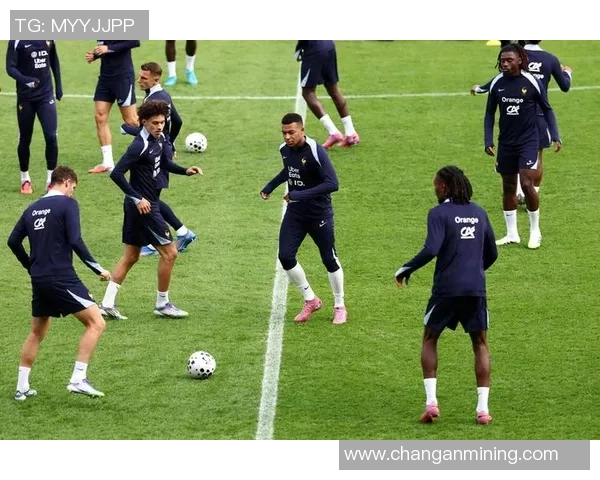 哪位足球明星的英语水平最好和最流利在球场内外表现如何 哪位足球明星的英语水平最好和最流利在球场内外表现如何