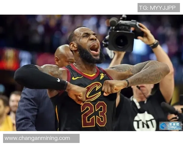 詹姆斯畅谈足球巨星故事展现跨界体育精神与榜样力量 詹姆斯畅谈足球巨星故事展现跨界体育精神与榜样力量